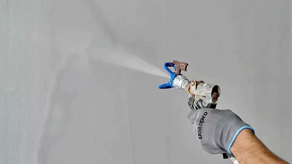 Spray filling